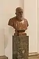 Ferdinand Hochstetter, Mitglied seit 1911, Büste von Wilhelm Frass 1954