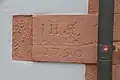 Mauerstein mit Inschrift "IHS 1790"