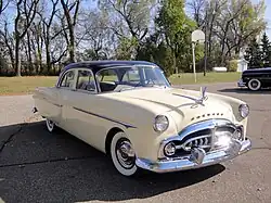 300 Touring Sedan Modell 2402-2472 (1951)