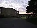 Die alte Flugzeughalle des ehemaligen Wasserflughafens