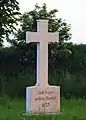 Gott ſegne unſere Fluren! Flurkreuz bei Hohenfurch (Oberbayern), errichtet 1953