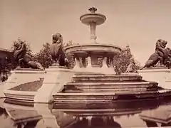 Fontaine du Château d'eau, Foto von Eugène Atget (1903).