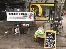 Food Not Bombs - Essensausgabe