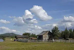 Historische Gebäude in Fort Selkirk