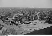 Nach der Zerstörung (auf dem Bild links)
