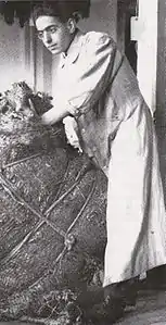 Der junge Francis mit Pelzballen (1911)