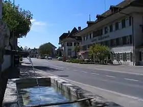 Bernstrasse beim Gasthof zum Brunnen