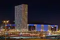 Die Friends Arena im Hintergrund und davor das Quality Hotel Friends im Oktober 2013