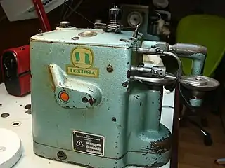 „Textima 8500“, DDR-Pelznähmaschine