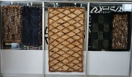 Vorleger, angeboten in der griechischen Kürschner-Stadt Kastoria (2014)