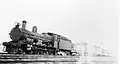 Dampflokomotive (Class G no. G18) der Commonwealth Railways mit dem Trans-Australian Express in Cook (1935)
