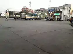 Bushaltestelle in Modasa