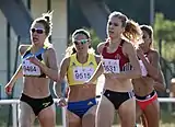 Lauren Johnson (Mitte)Rang acht in 4:10,01&nbsp;min