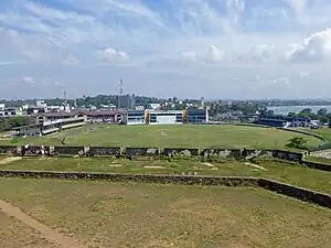 Blick vom alten Fort auf das Cricketstadion