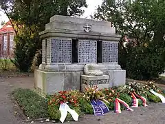 Kriegerdenkmal bei der Pauluskirche