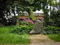 Gedenkstein: 25 Jahre Partnerschaft mit dem Bezirk Gravesham