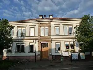Schul- und Gemeindehaus
