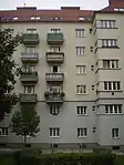 Nr. 188–190: Gemeindebau aus den Jahren 1926 / 1927