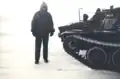 Zu Transportzwecken kamen rot umlackierte Schützenpanzerwagen zum Einsatz.