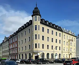 Georg-Hallmeier-Straße 8–10 u. Leipartstraße 21–23