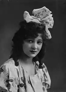 Gertrude Lawrence (*&nbsp;1898)