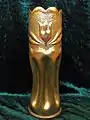 Blumenvase umgearbeitet aus einer Granatenhülse, Weihnachten 1944