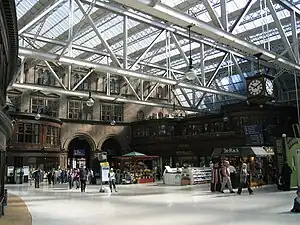 Innerhalb Glasgow Central,mit Blick nach Nordost über die Haupthalle