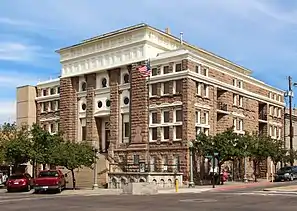 Das Gila County Courthouse in Globe ist seit Mai 1975 im NRHP eingetragen.