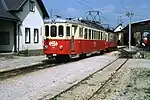 Triebwagen ET 23.105 im Bahnhof Vorchdorf vor der Hauptwerkstätte