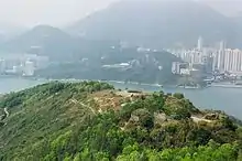 Blick über der Geschützbatterie Gough Battery auf Devil’s Peak auf das HKMCD