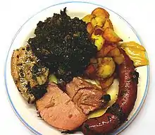 Grünkohl mit Mettwurst, Kassler und Wellfleisch