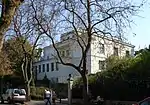Villa Graßberger (1950 aufgestockt, Fassade verändert)