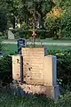 Grabstein auf dem Friedhof Hoppegarten