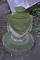 Grabvase vom alten Gutsfriedhof