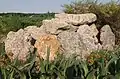 Großer Dolmen mit zerbrochenem Tisch