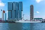 Zentrale in Rotterdam (links)