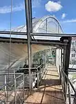 Skywalk als Verbindung zwischen den Gewächshäusern