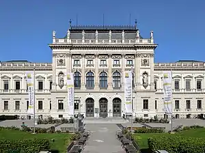 Hauptgebäude der Universität Graz