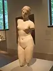 Statue der schaumgeborenen Aphrodite aus dem zweiten Jahrhundert v.&nbsp;Chr.(Metropolitan Museum of Art, New York City)