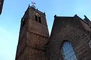 Westgiebel des Südschiffs und Turm