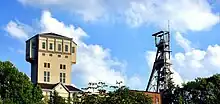 Förderturm über Schacht IV der Grube Camphausen