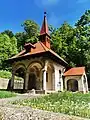 Gruftkapelle im Park Ramholz