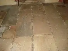 Bodenplatten aus Kaiserstein, die Kirche war damit ausgelegt