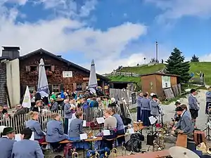Hörnlehütte, dahinter der Zeitberg