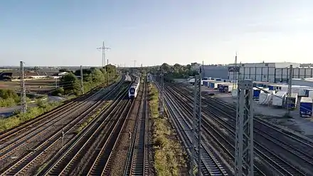 Bahnhof Hürth-Kalscheuren, einfahrender Zug der Linie RB 48