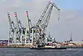 Schwimmkran HHLA III im Hamburger Hafen