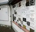 Votivtafeln am Kapelleneingang