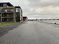 Verkehrshafen mit der Hadsundbroen im Hintergrund
