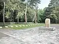 Massengräber der Bombenopfer, Teilansicht