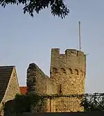 Halbturm, Außenseite, Ringstraße 3